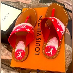 Louis Vuitton thong sandals